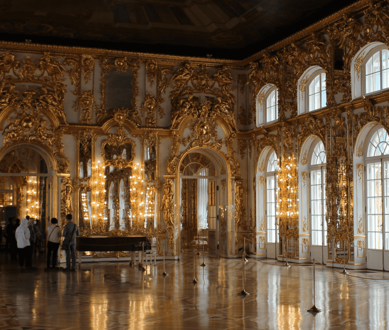 Catherine Palace & Peterhof Gardens Tour