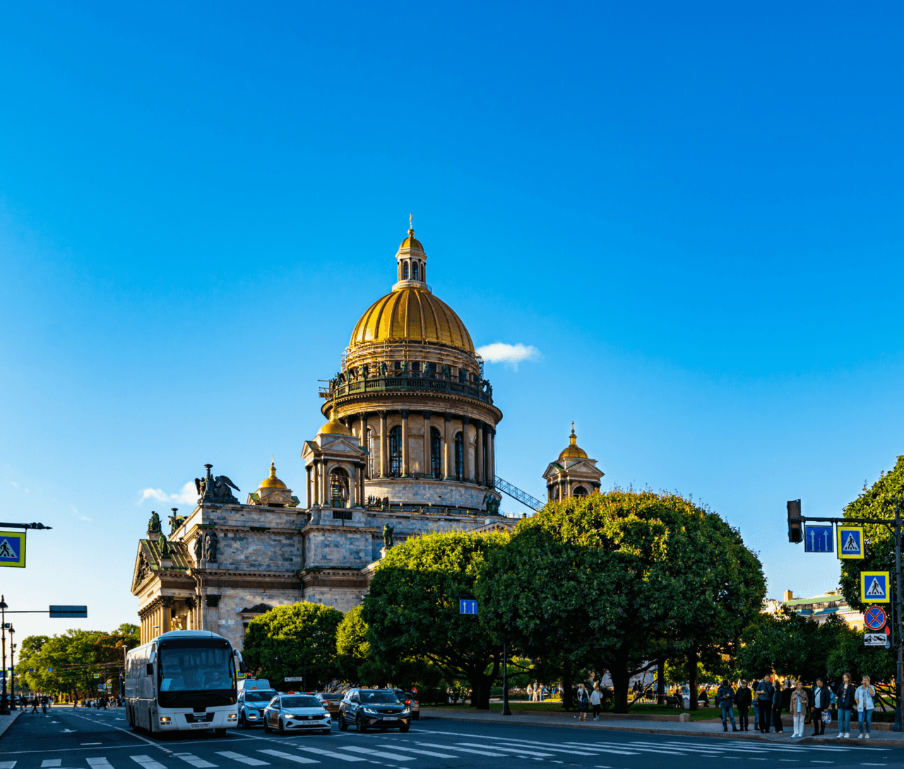 St Petersburg Highlights Tour