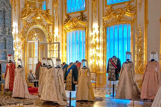 Tzar Village with Catherine Palace Tour