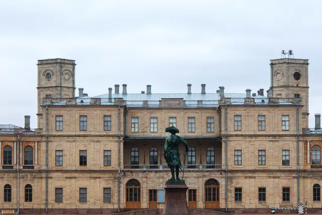 Peterhof Palace & Gardens